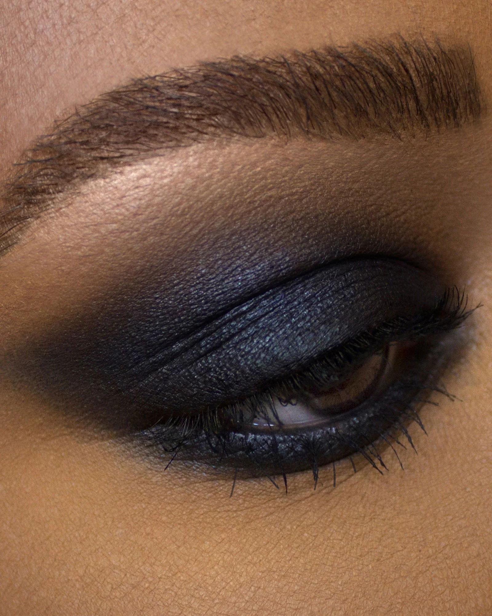 Ash and Ember Eye Soot: Obsidian - Image 3